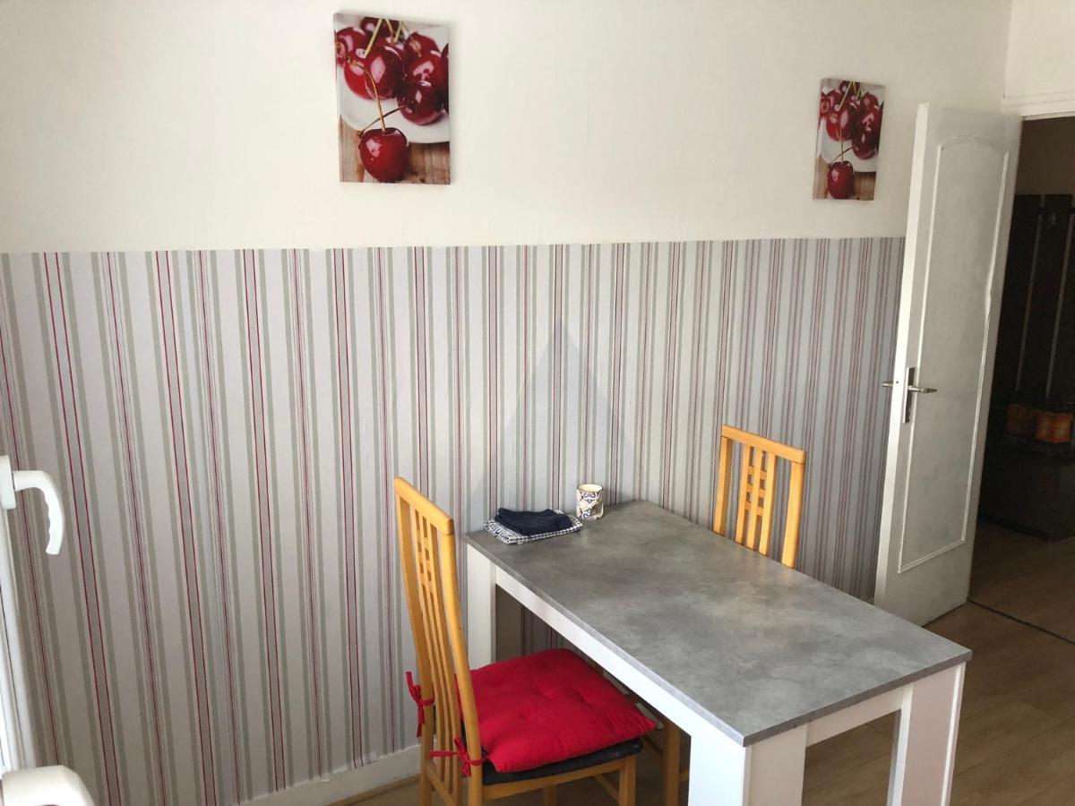 Gite De La Nievre - Centre Ville-2E Etage Flixecourt المظهر الخارجي الصورة