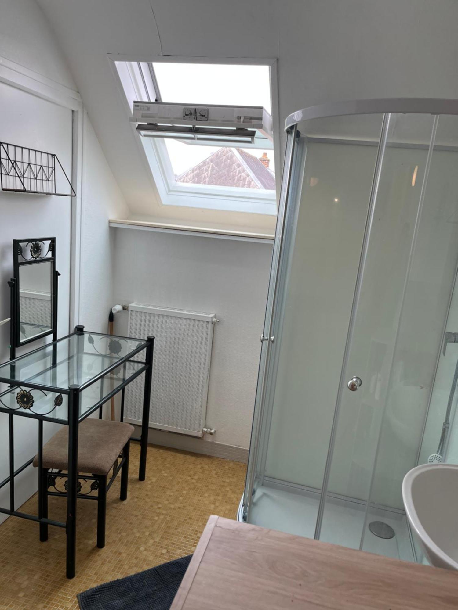 Gite De La Nievre - Centre Ville-2E Etage Flixecourt المظهر الخارجي الصورة