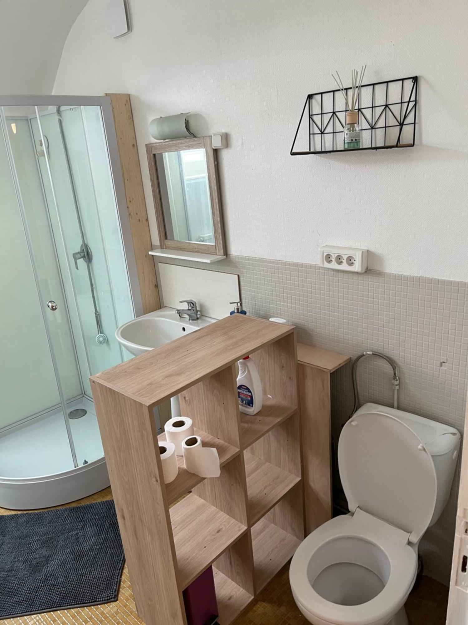 Gite De La Nievre - Centre Ville-2E Etage Flixecourt المظهر الخارجي الصورة