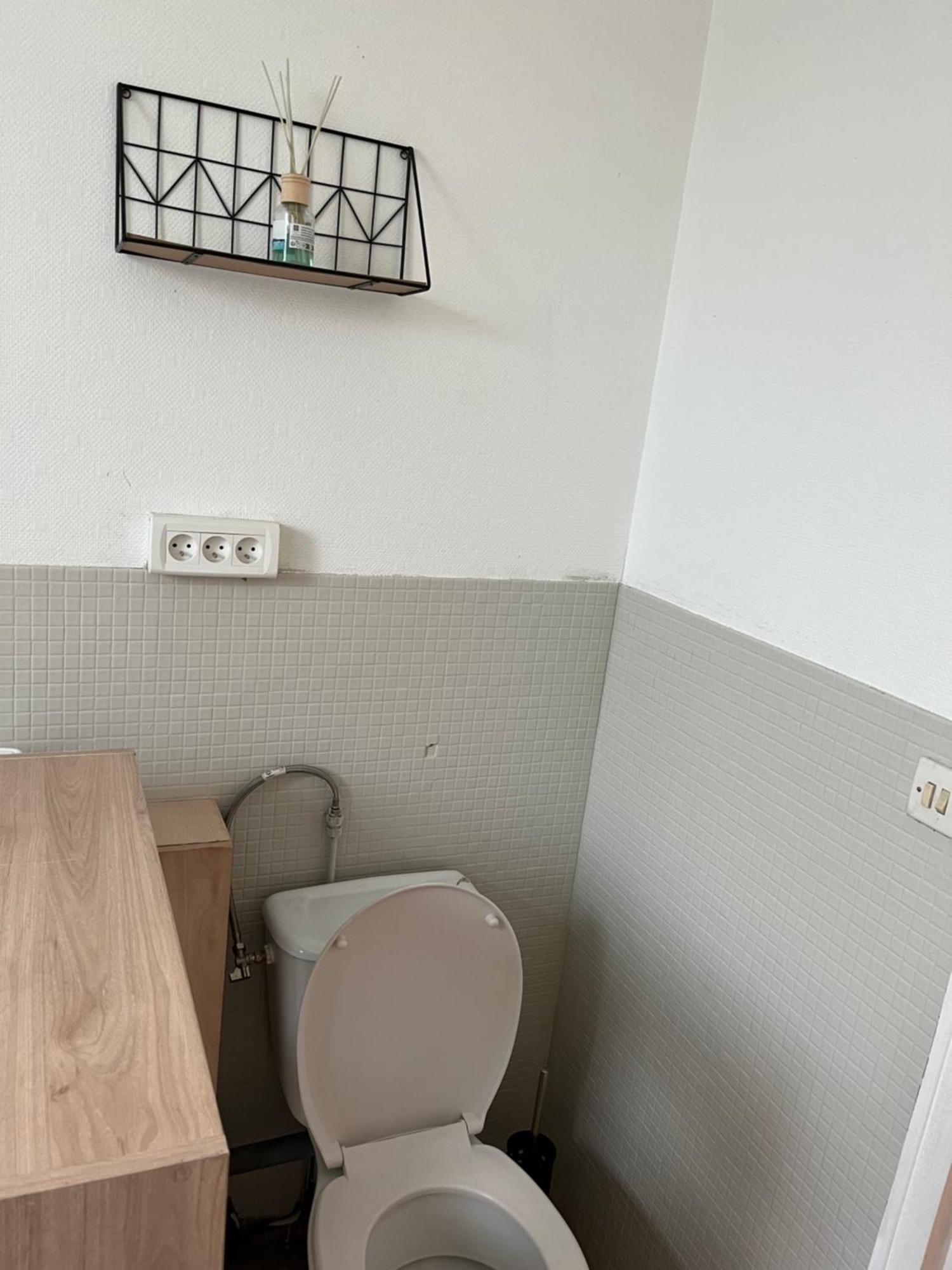 Gite De La Nievre - Centre Ville-2E Etage Flixecourt المظهر الخارجي الصورة